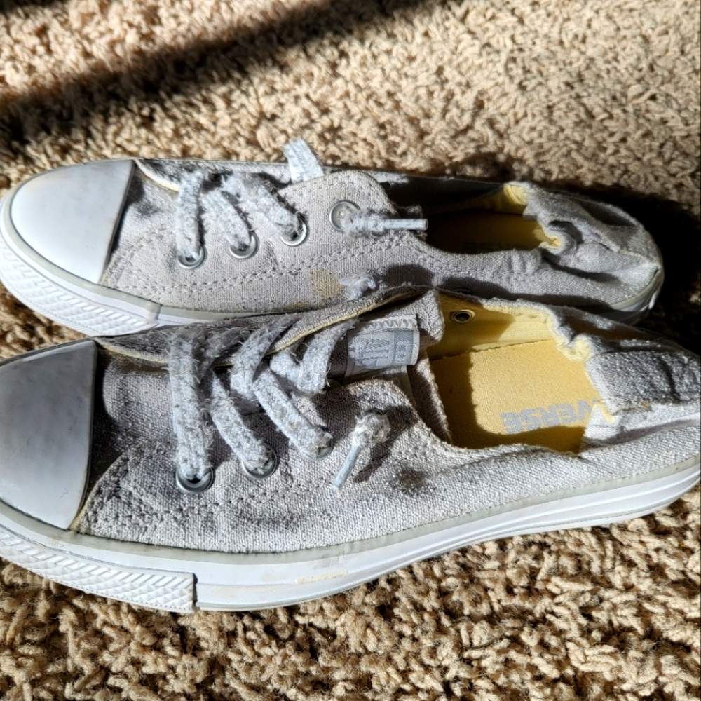 canvas converse shoes. worn twice
